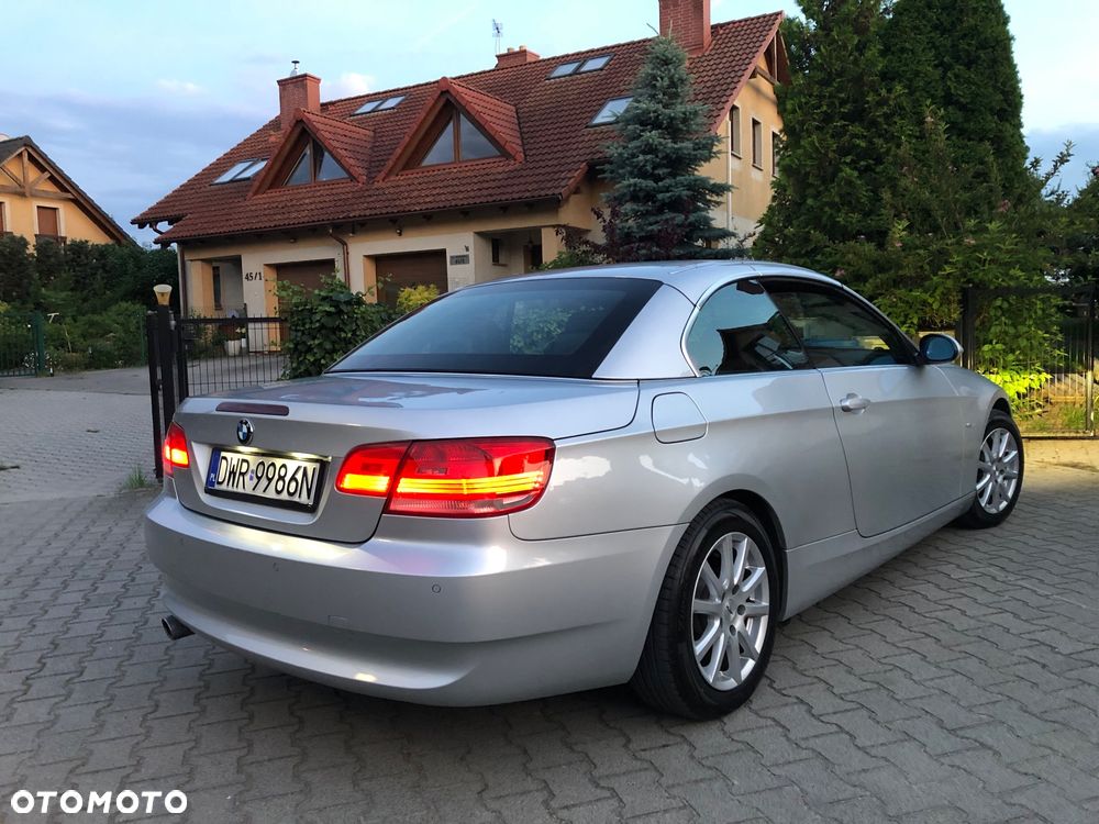 BMW Seria 3 320i - 17