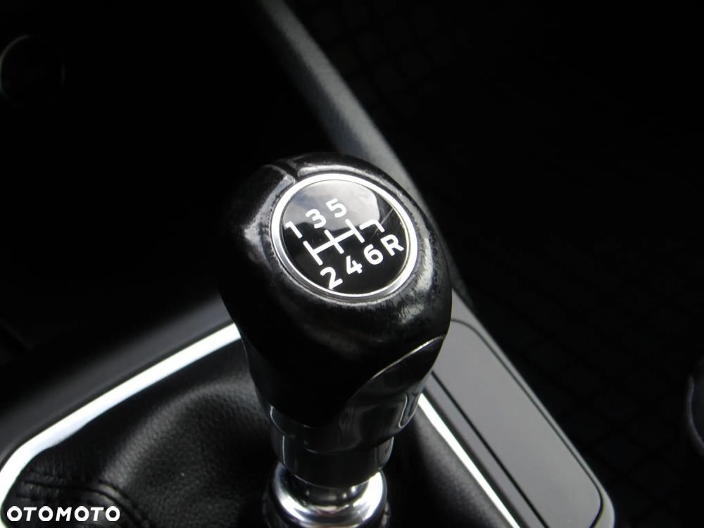 Ford Focus 1.0 EcoBoost Trend Edition - 31