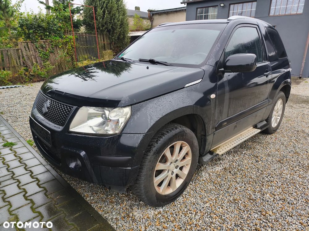 Suzuki Grand Vitara 1.6 Black&White - 3