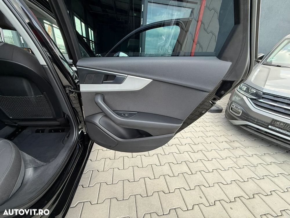 Audi A4 2.0 TDI DPF multitronic Attraction - 24