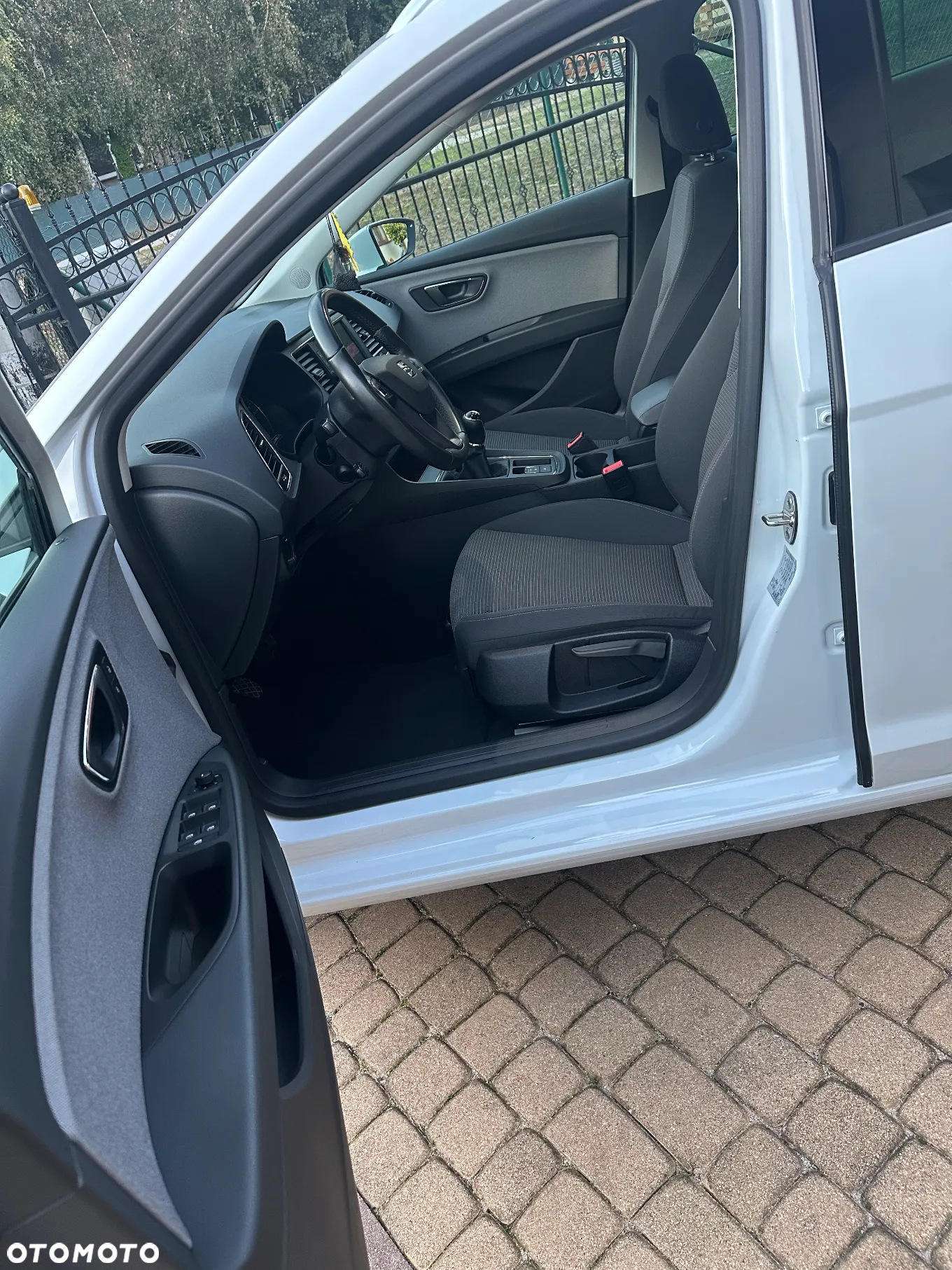 Seat Leon 1.6 TDI Full LED S&S - 23
