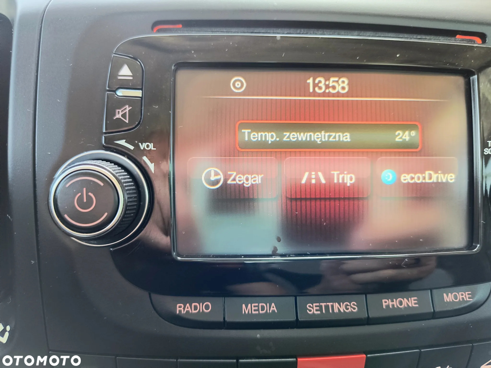 Fiat 500L 1.4 T-Jet 16V Beats Edition - 14