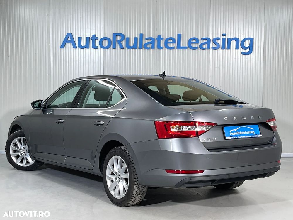 Skoda Superb 2.0 TDI DSG Ambition - 5