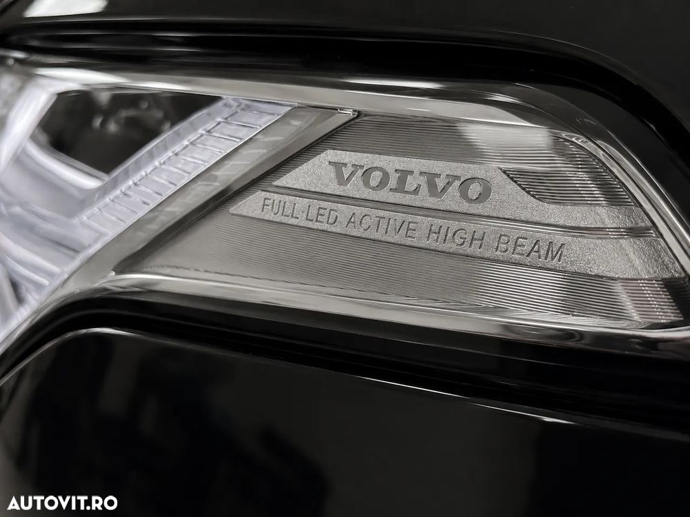 Volvo XC 90 T8 AWD Recharge Ultimate Dark - 9