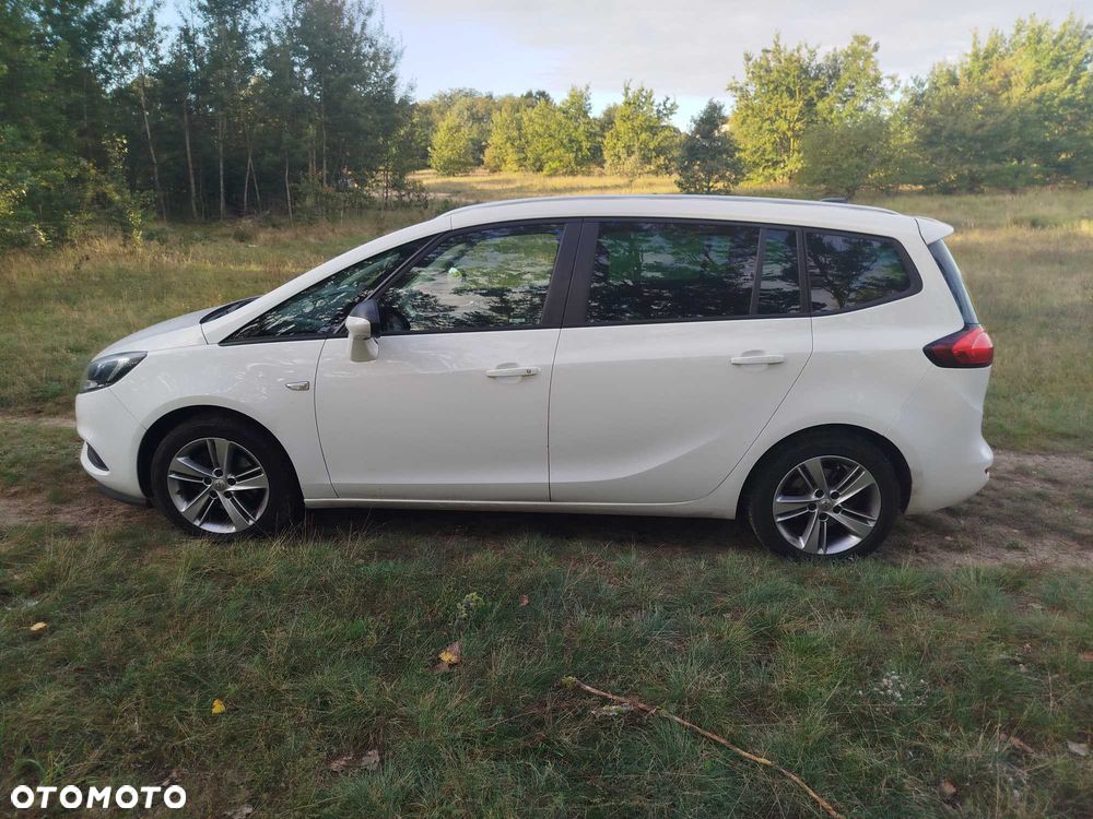 Opel Zafira - 4