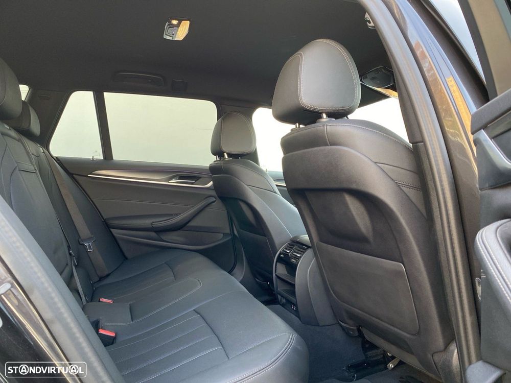 BMW 520 d Pack Desportivo M Auto - 18