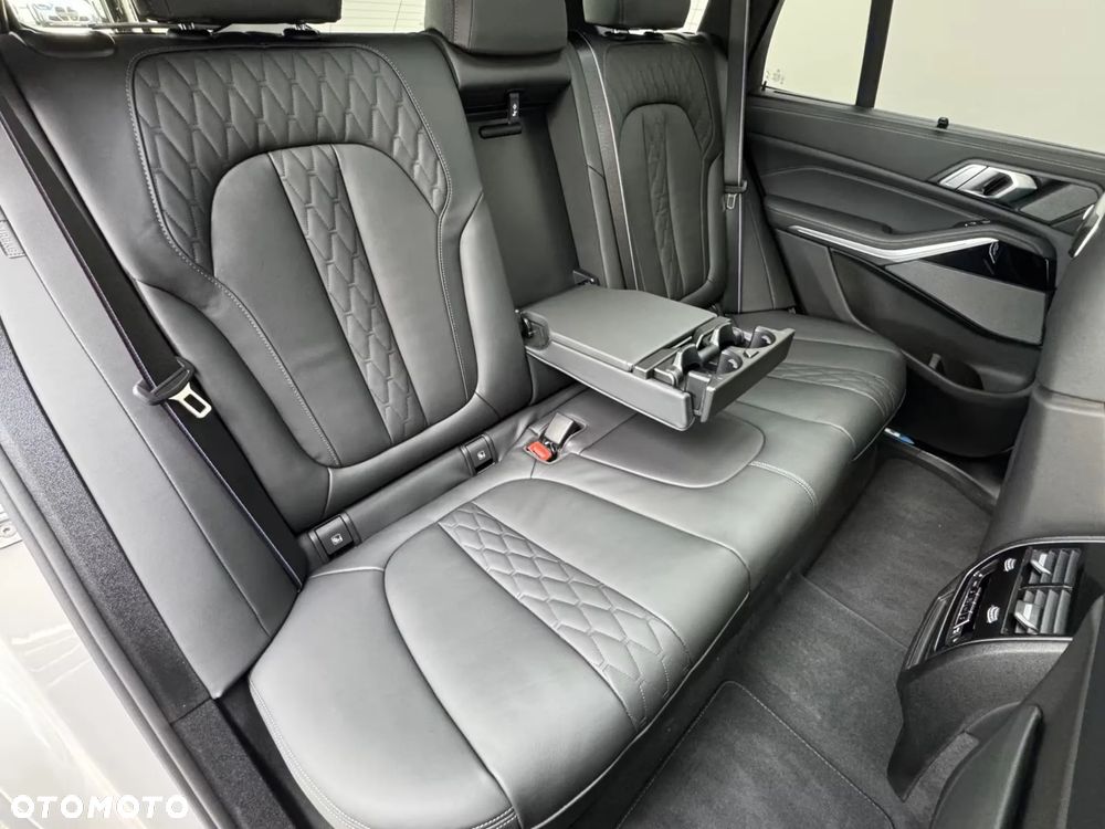 BMW X5 xDrive40d mHEV M Sport sport - 21