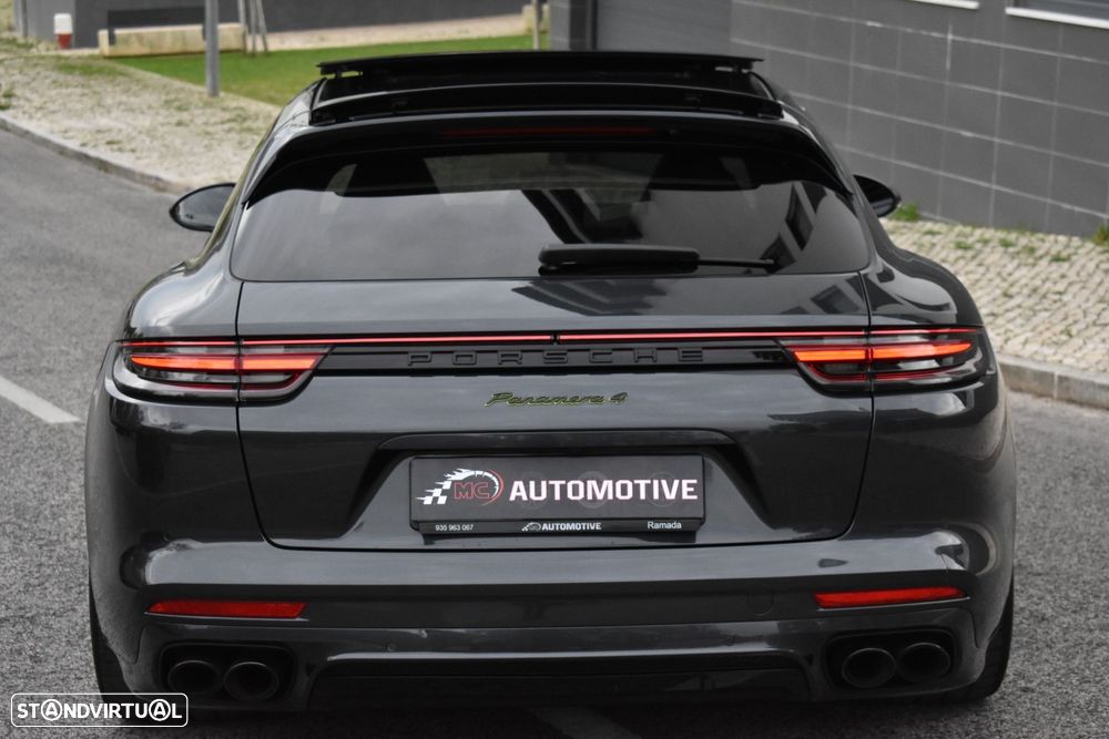 Porsche Panamera Sport Turismo - 8