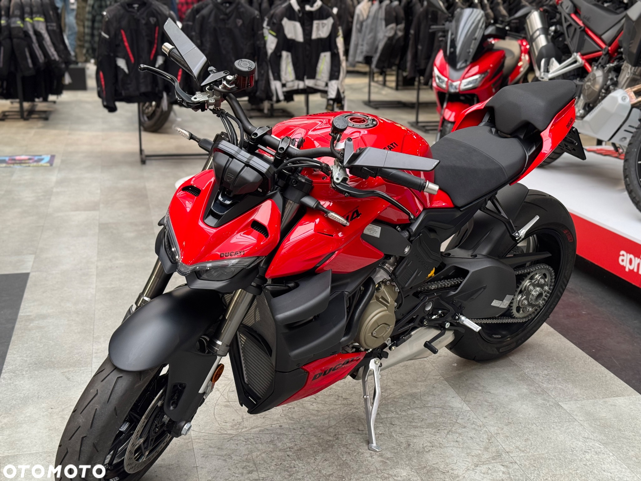 Ducati Streetfighter V4 - 8