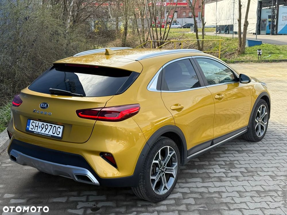 Kia XCeed 1.5 T-GDI Business Line - 21