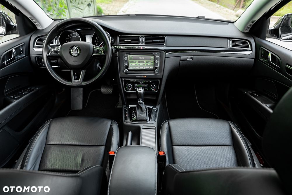 Skoda Superb 2.0 TDI Green tec 4x4 DSG Elegance - 27