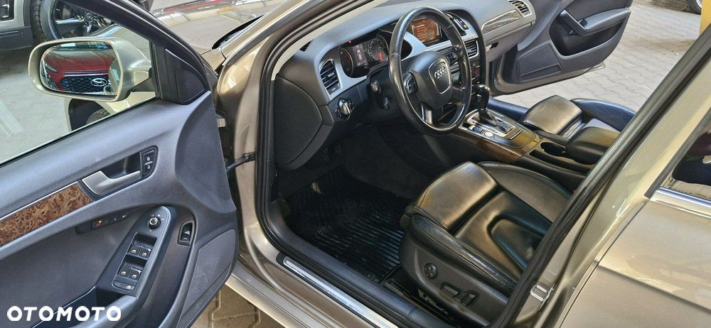 Audi A4 Avant - 12