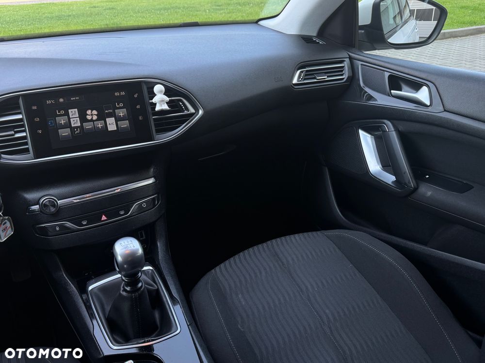 Peugeot 308 1.6 THP Allure - 12