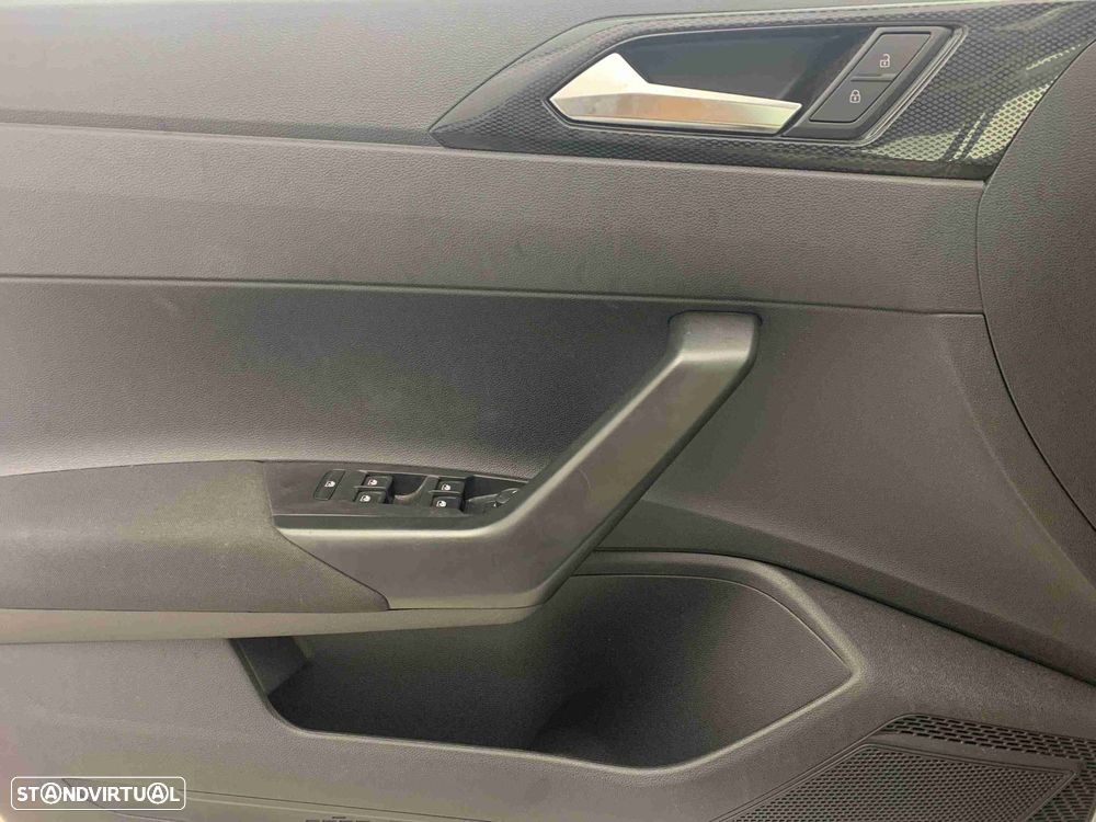 VW Polo 1.0 TSI Life DSG - 12