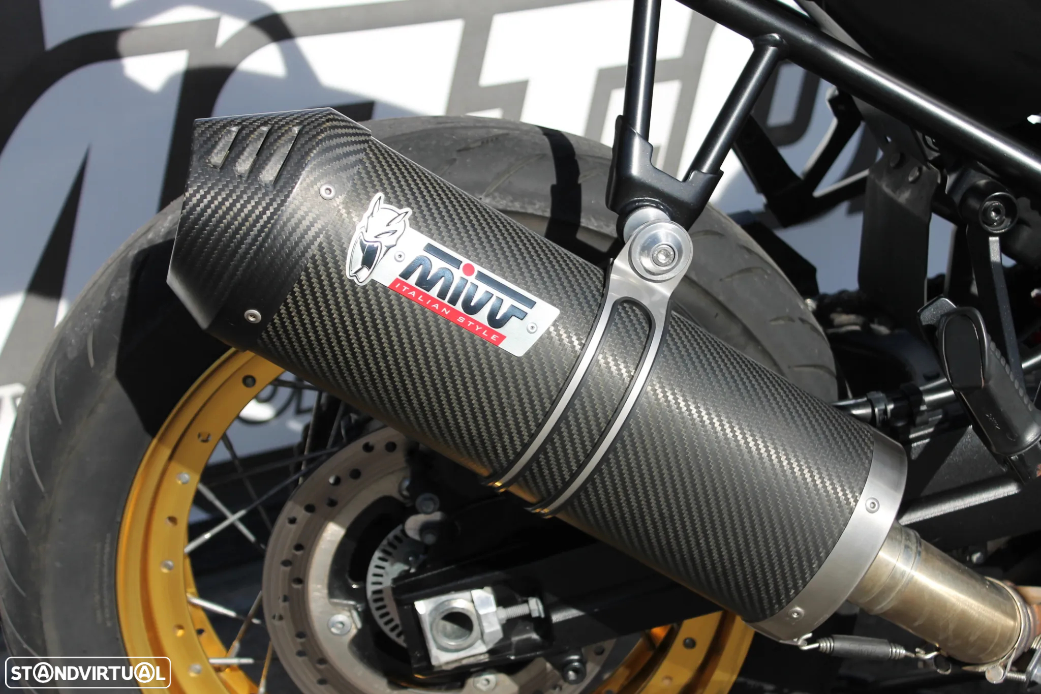 Suzuki DL V-STrom XT Adventure - 19