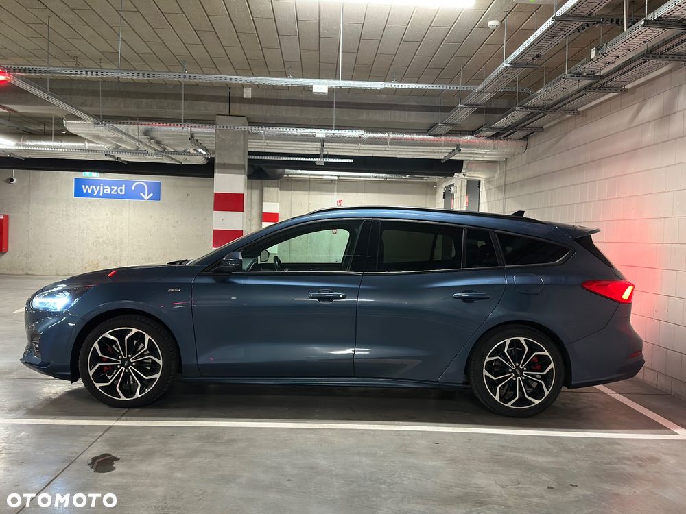 Ford Focus 1.0 EcoBoost mHEV ST-Line X - 4