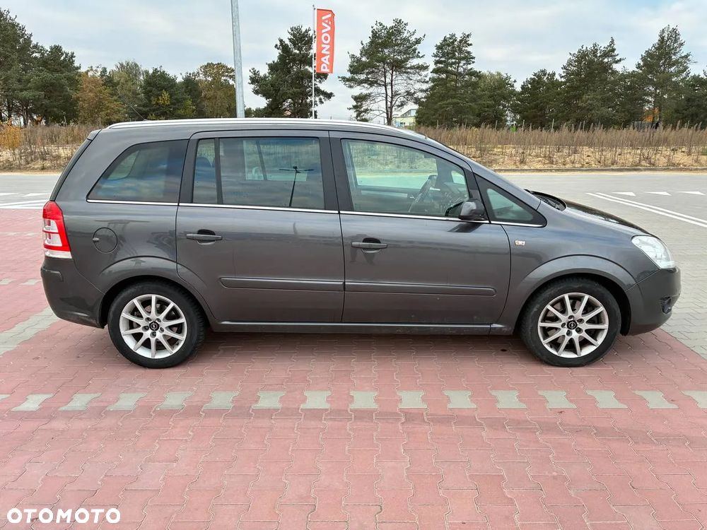 Opel Zafira - 3