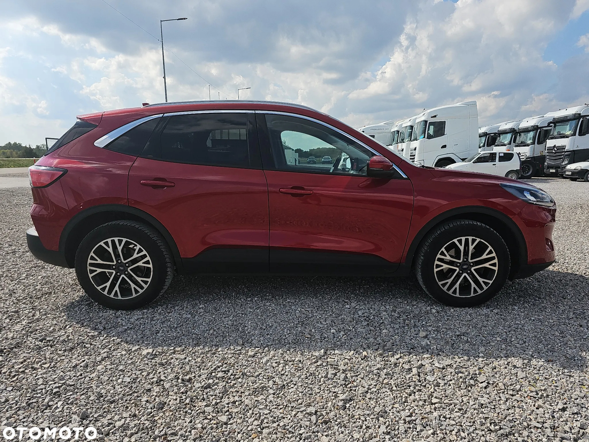 Ford Kuga 1.5 EcoBoost FWD Titanium - 4