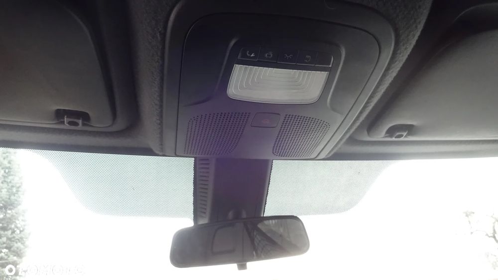 Mercedes-Benz SPRINTER - 25