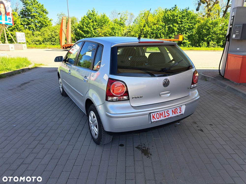 Volkswagen Polo - 8