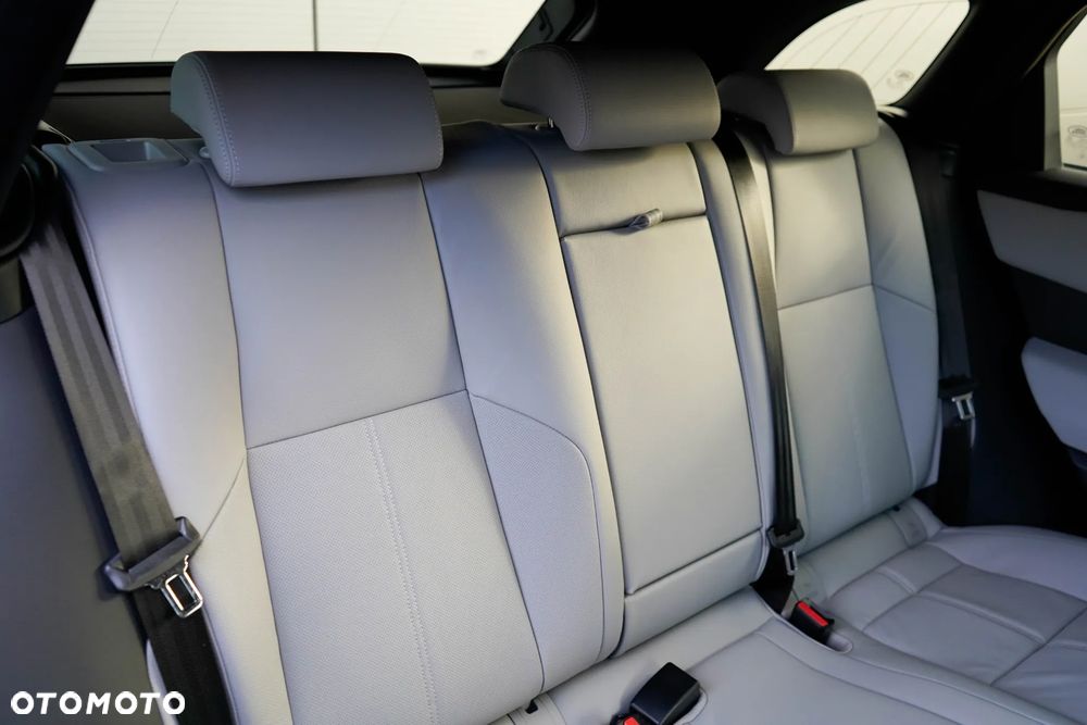 Land Rover Range Rover Velar 3.0 P400 mHEV S - 31