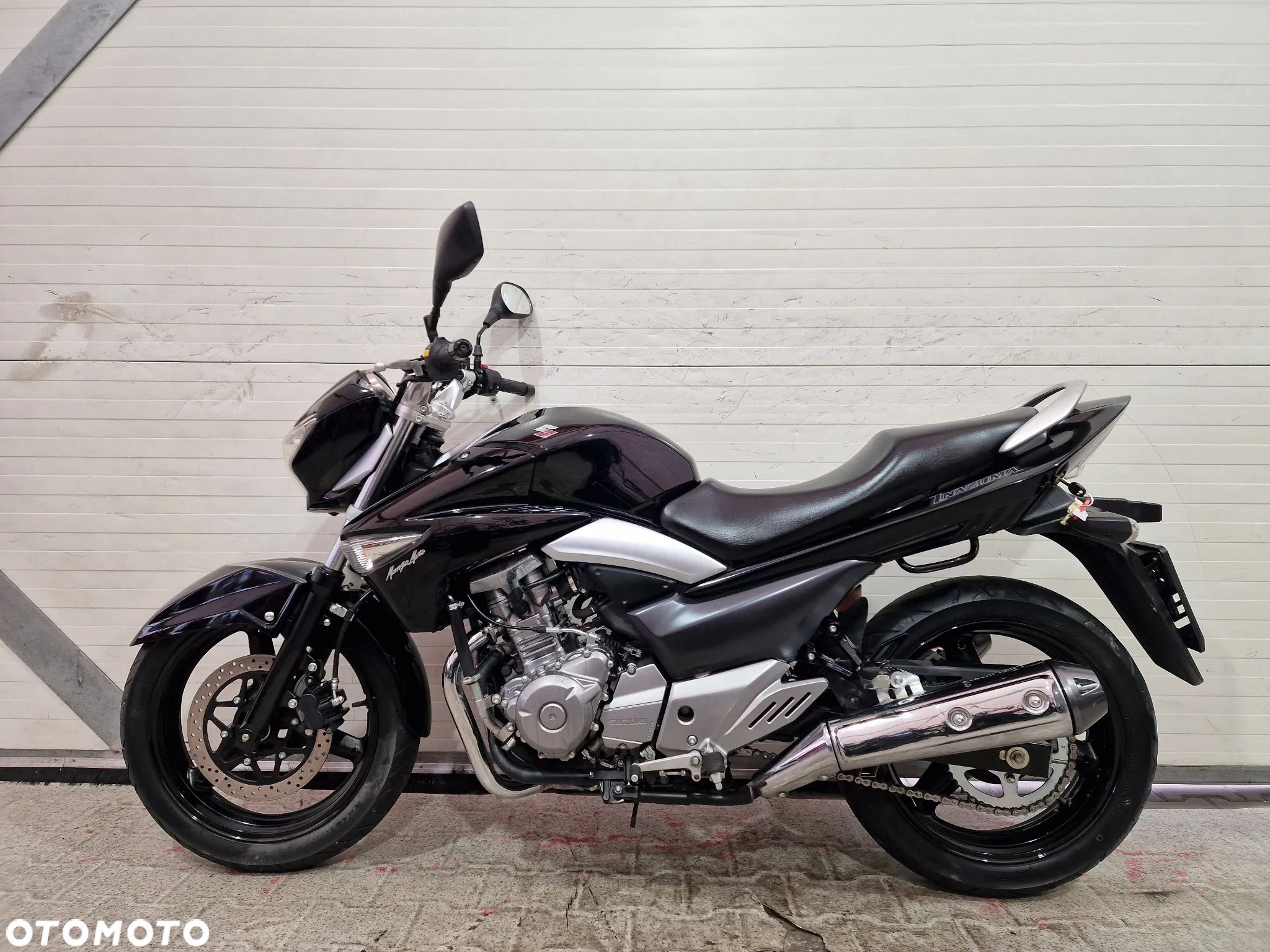 Suzuki GW 250 - 1
