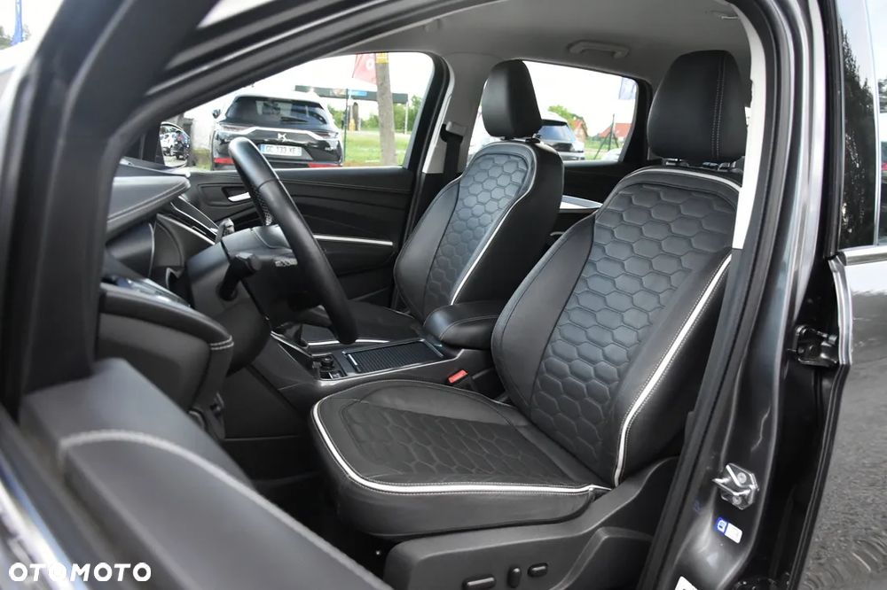 Ford Kuga 2.0 TDCi 2x4 Vignale - 19