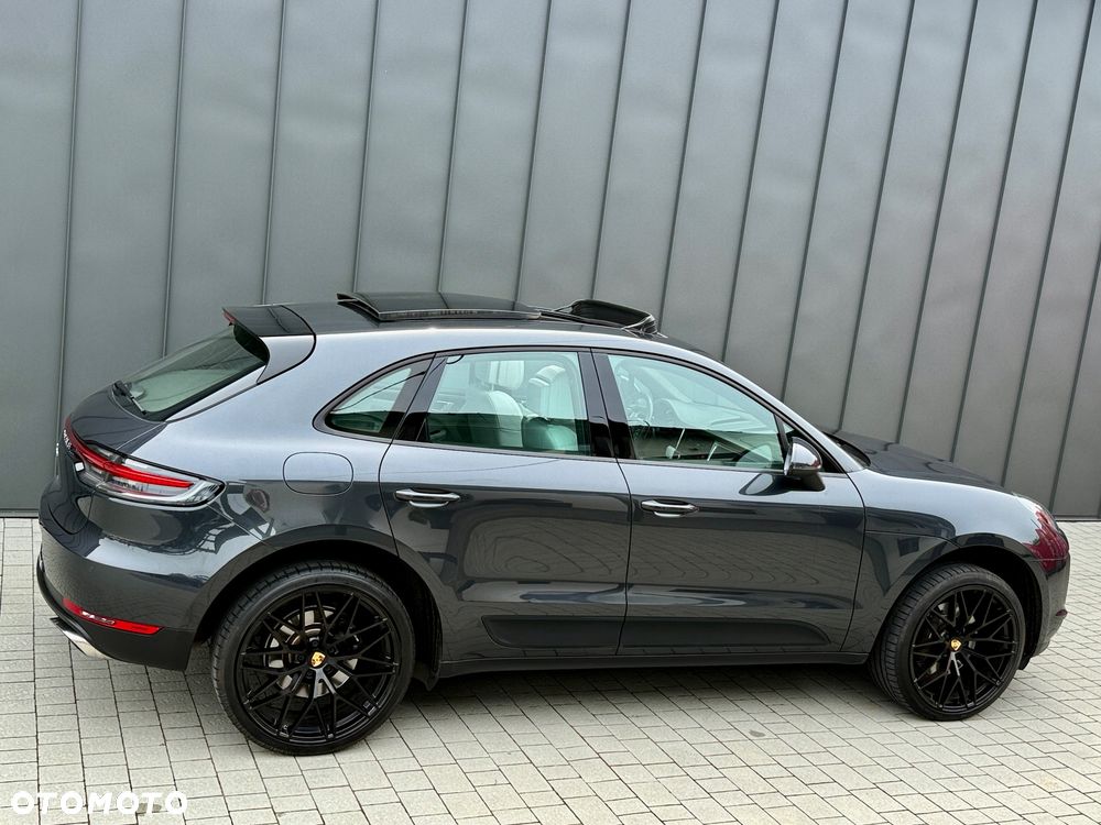 Porsche Macan - 34