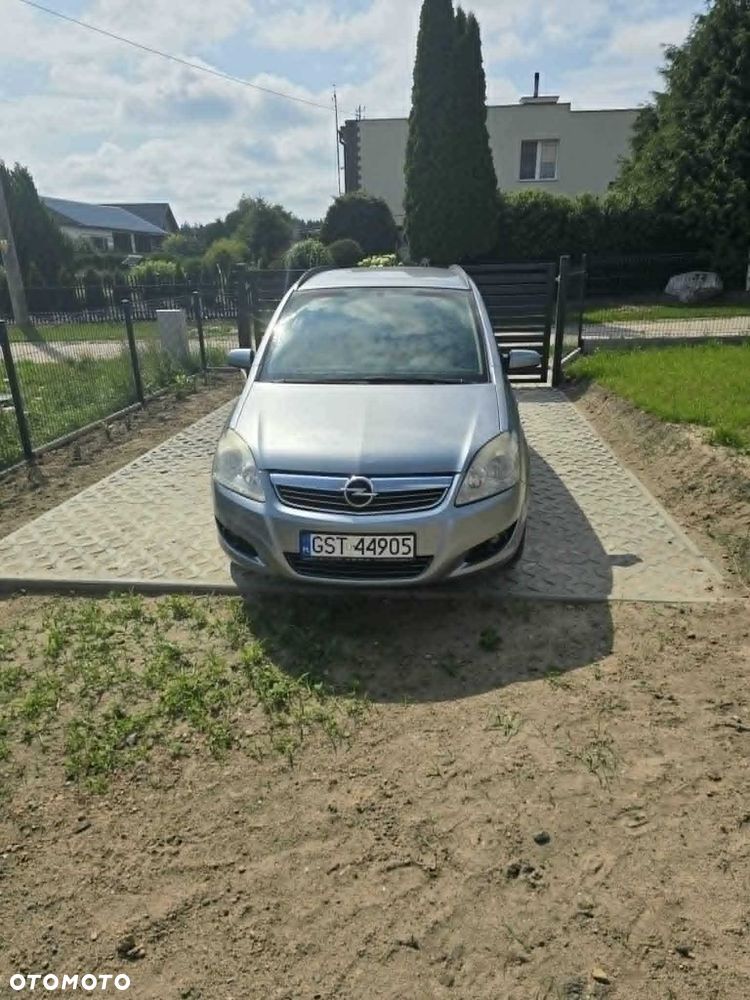 Opel Zafira - 3