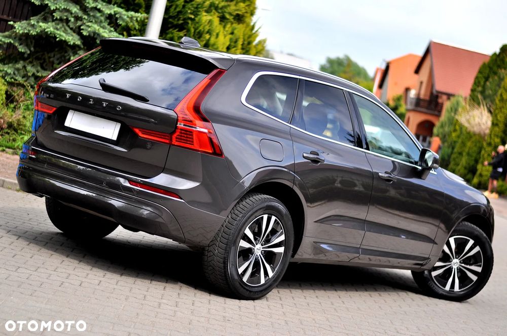 Volvo XC 60 B4 D Geartronic Momentum Pro - 10