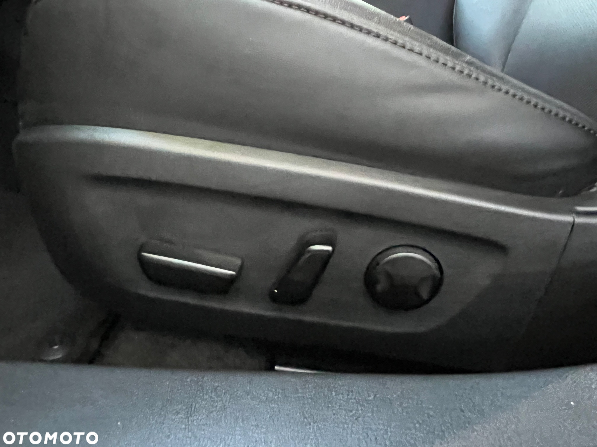 Mazda 3 e-SKYACTIV-X 186 M HYBRID DRIVE EXCLUSIVE-LINE - 13