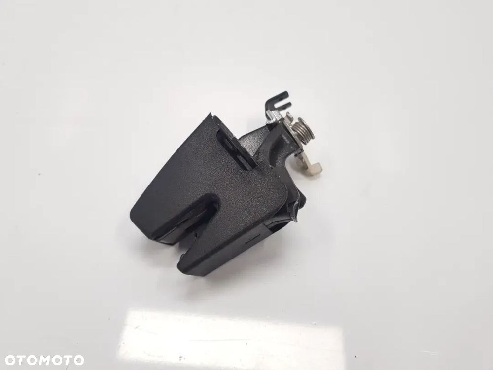 Zamek drzwi prawy tył vw T5 Caddy 7h0827162a - 2