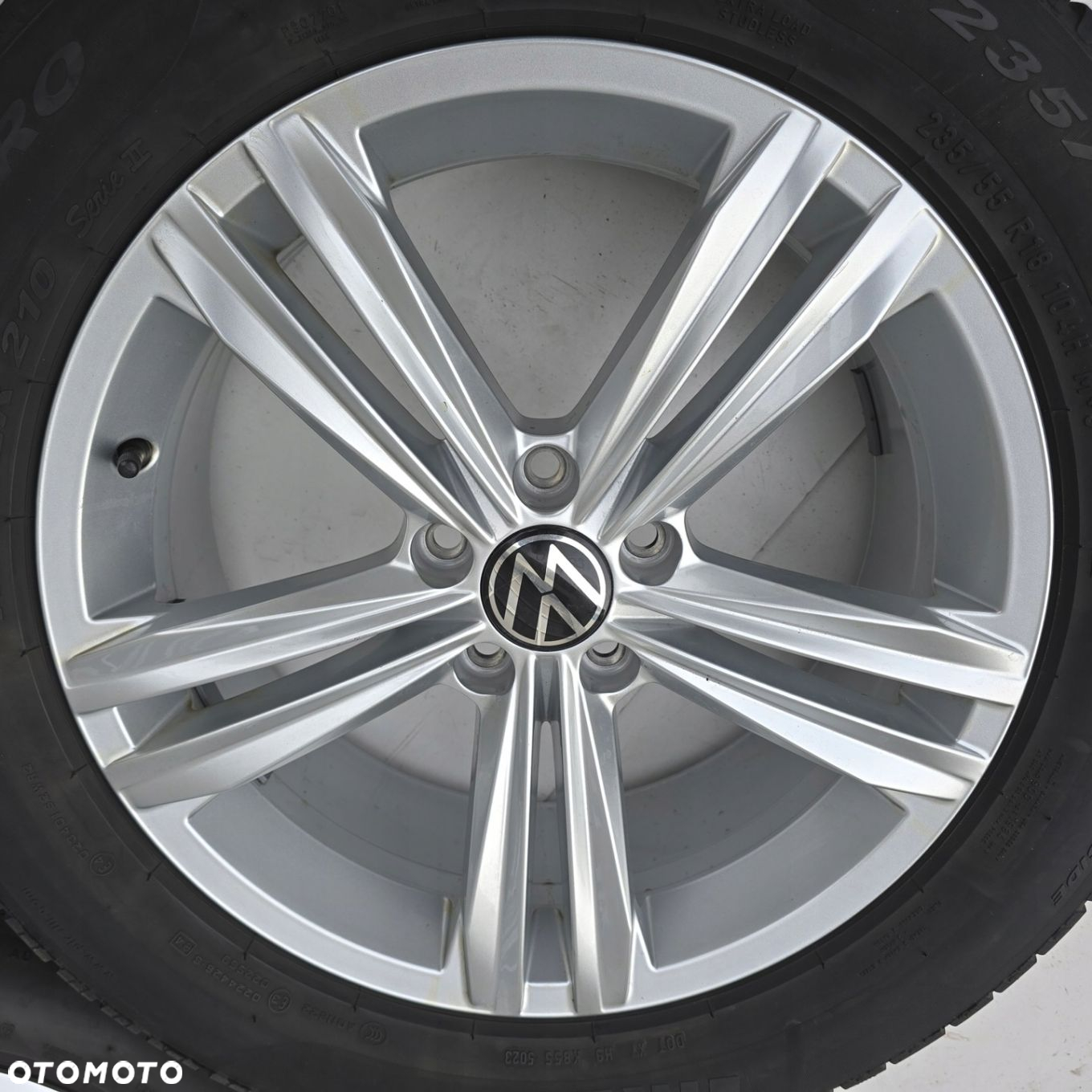 VW TIGUAN II 5NA 5X112 235/55R18 104H 18 ET43 23R 4X - 10