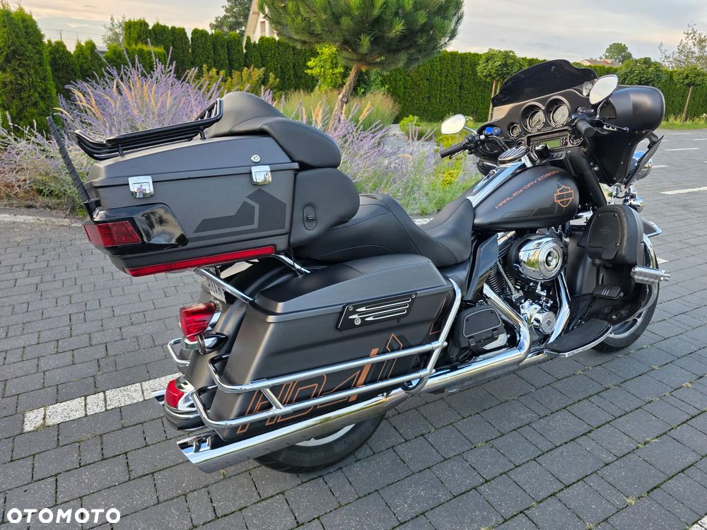 Harley-Davidson FLHTCU Ultra - 9