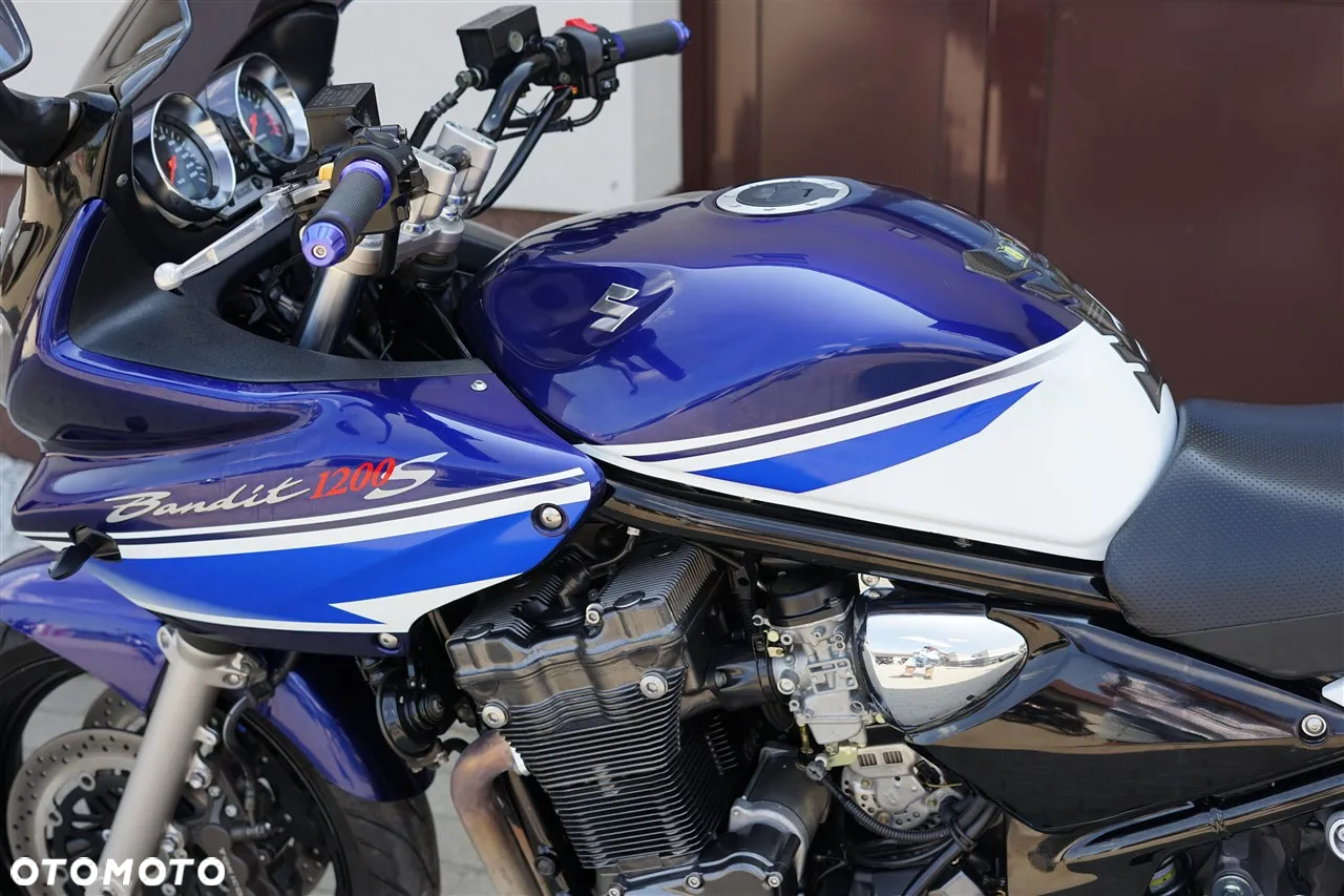 Suzuki Bandit - 27