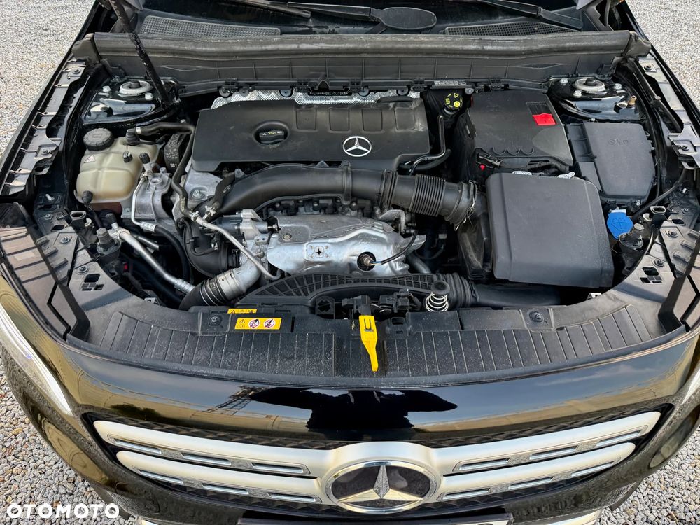 Mercedes-Benz GLB 250 4-Matic 8G-DCT - 40