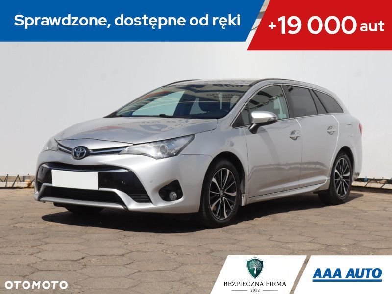Toyota Avensis - 2