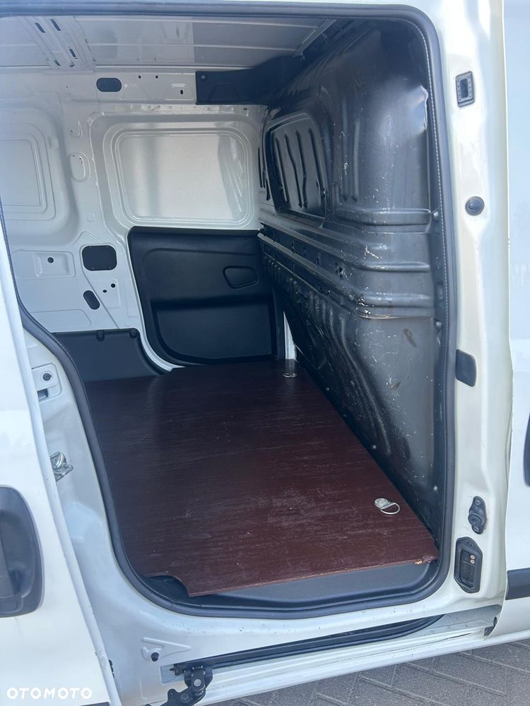 Fiat Doblo - 19