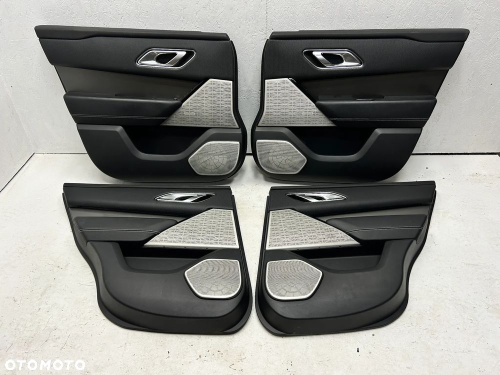 Land Rover Range Rover Velar 2018 L560 Fotele kanapa boczki - 12