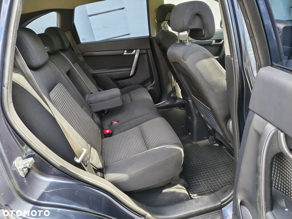 Chevrolet Captiva 2.4 2WD 5 Sitzer LS - 9