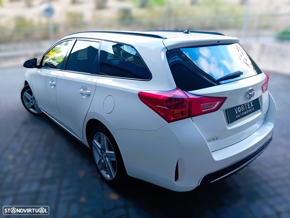 Toyota Auris Touring Sports 1.4 D-4D Com+P.Sport +Navi - 6
