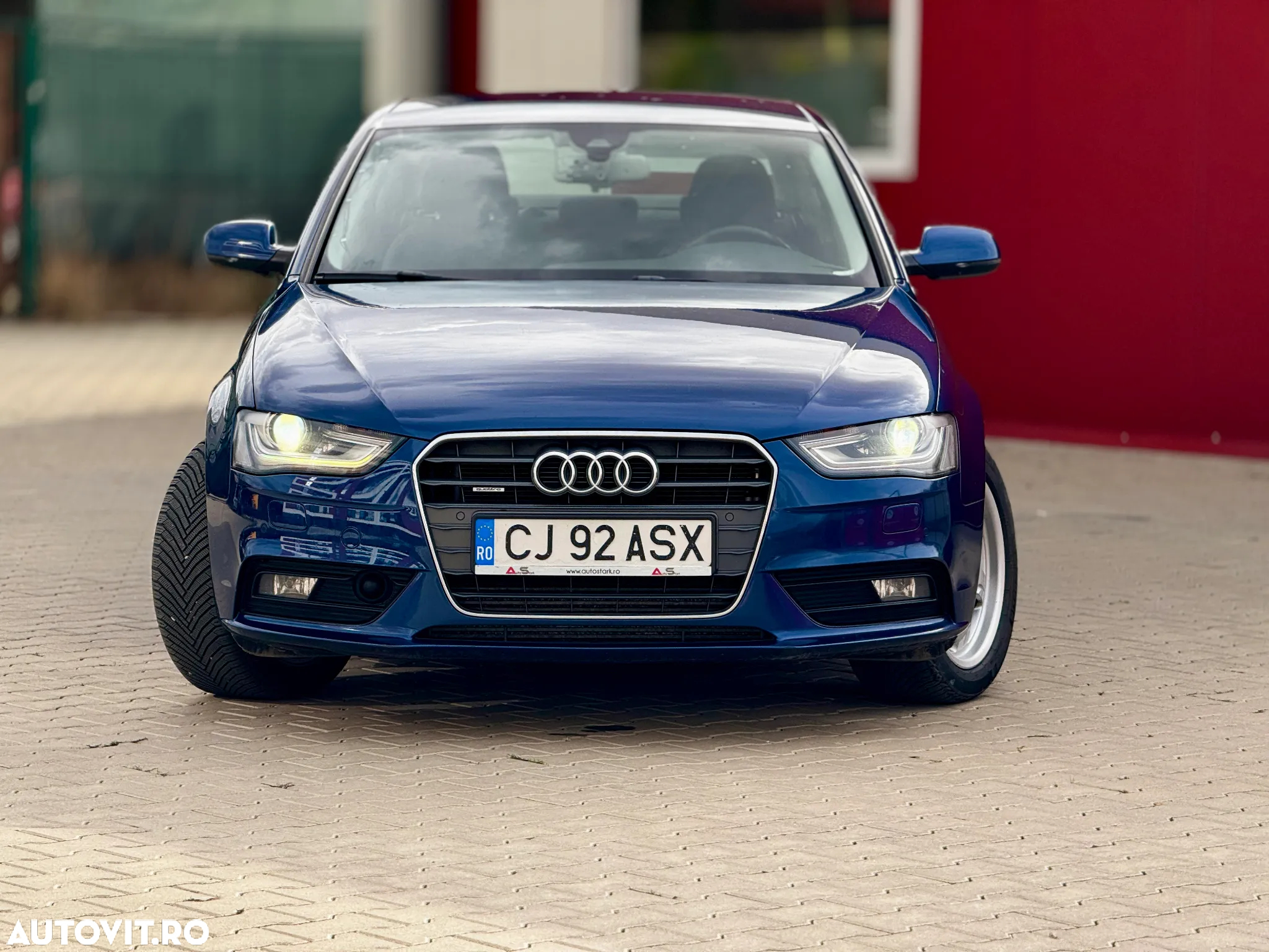 Audi A4 3.0 TDI DPF clean diesel quattro S tronic Ambiente - 2