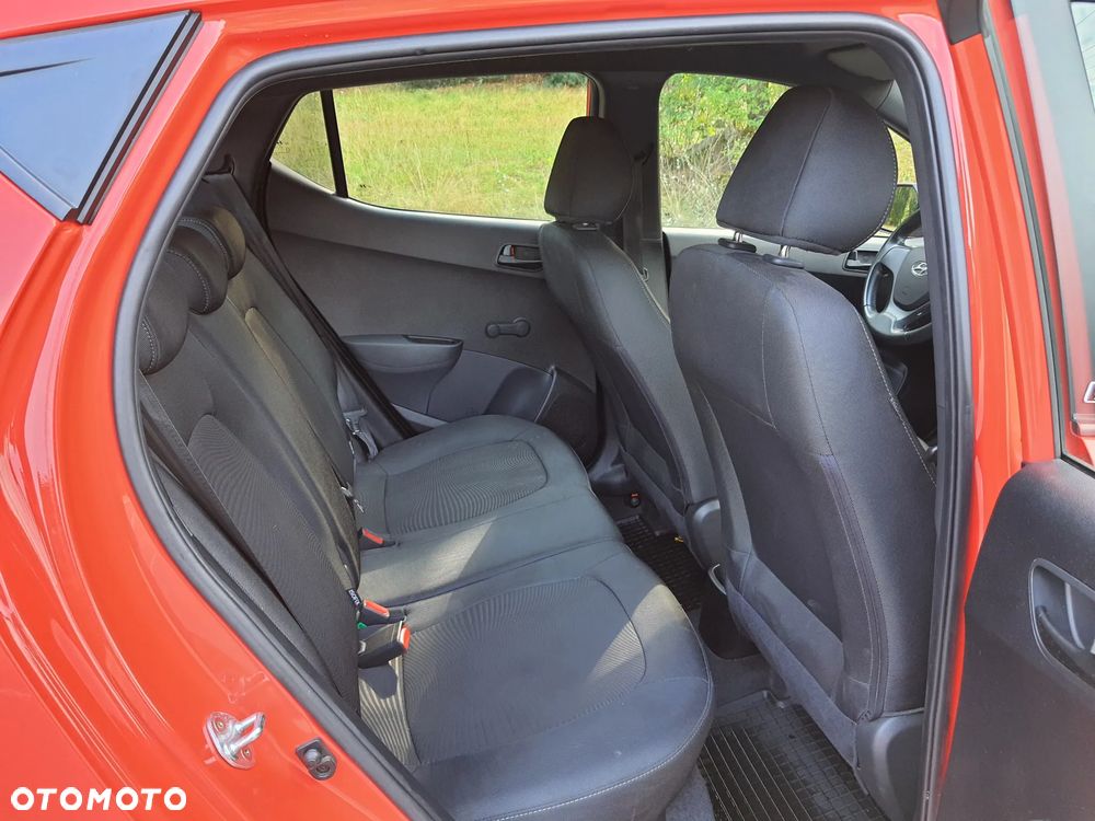 Hyundai i10 1.0 GO - 11