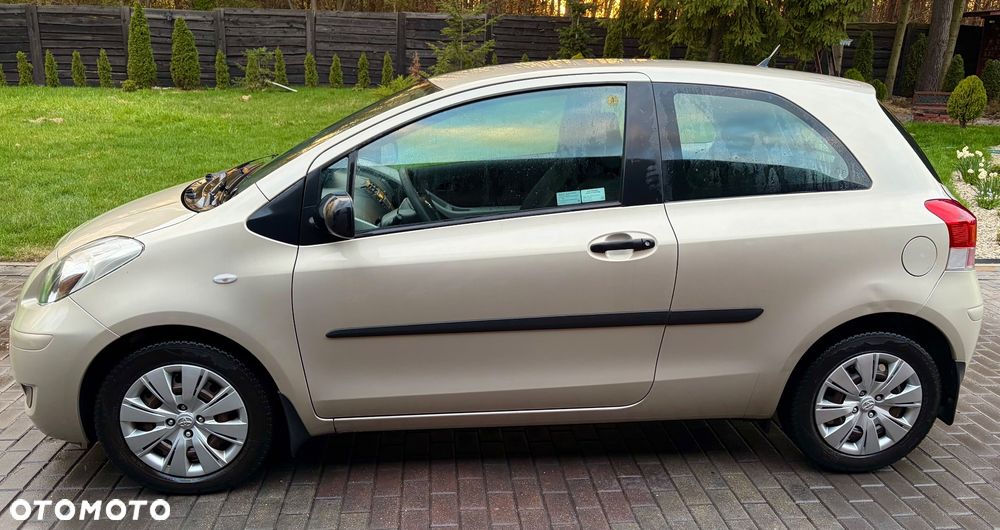 Toyota Yaris 1.33 Luna - 9