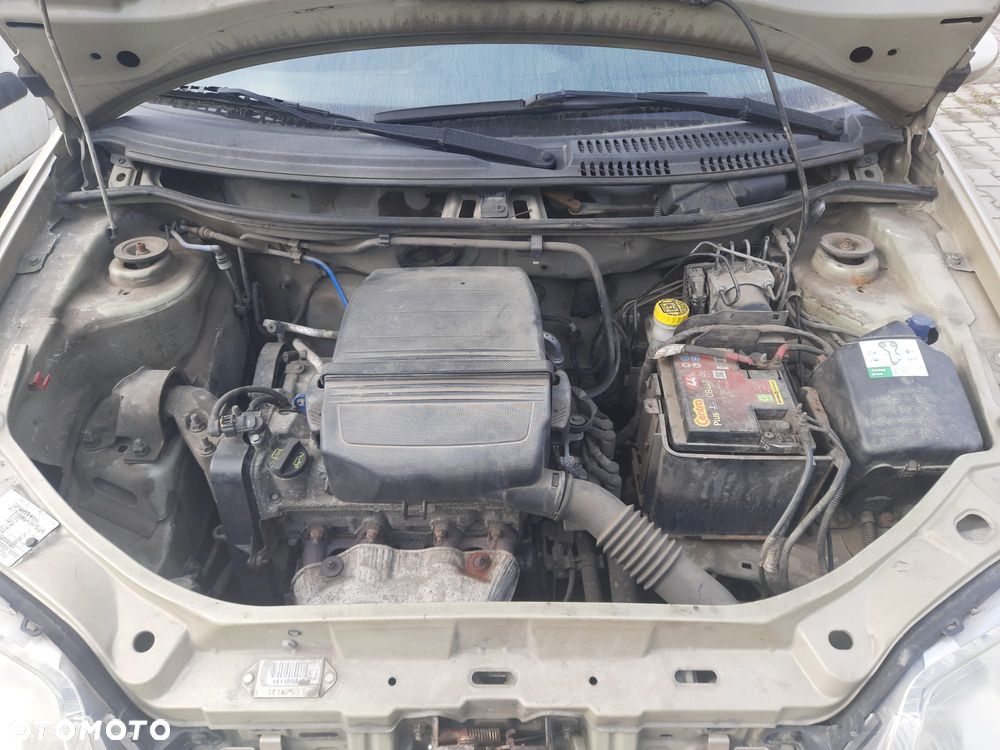 Fiat Punto - 8
