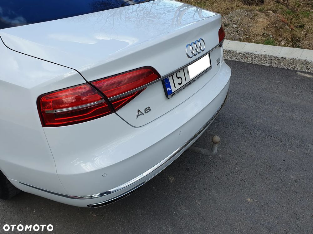 Audi A8 4.2 TDI DPF (clean diesel) quattro tiptronic - 12