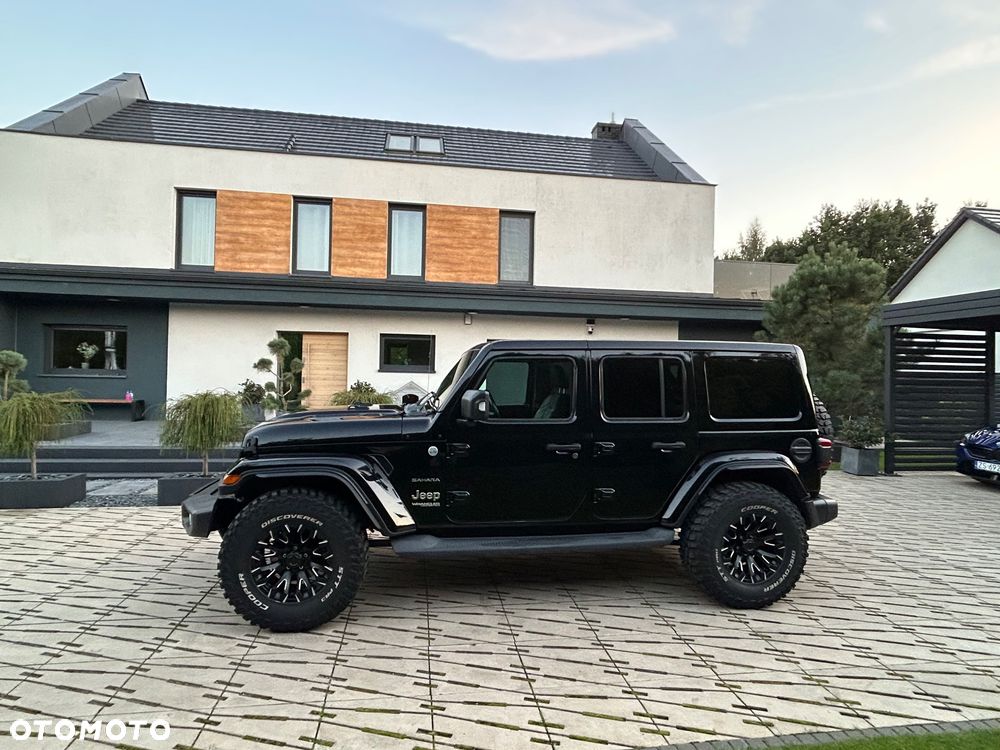 Jeep Wrangler Unlimited 2.2 CRD Sahara - 12