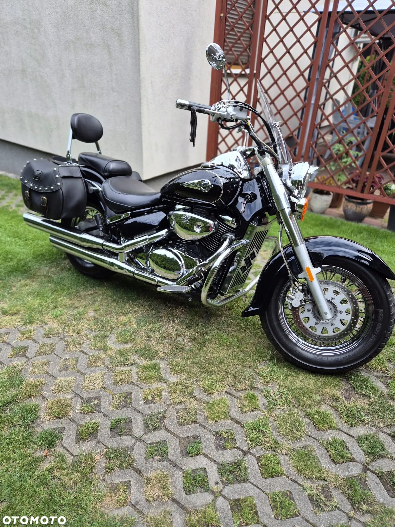 Suzuki VL 800 Volusia - 2