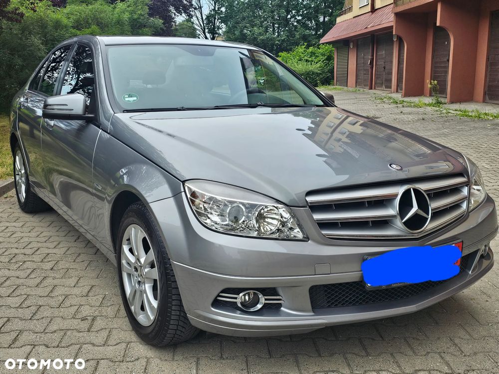 Mercedes-Benz Klasa C 180 Kompressor BlueEFFICIENCY - 9