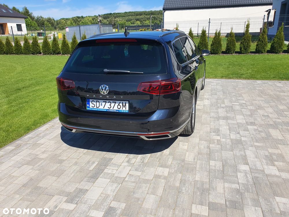 Volkswagen Passat 2.0 TDI SCR DSG Highline - 4